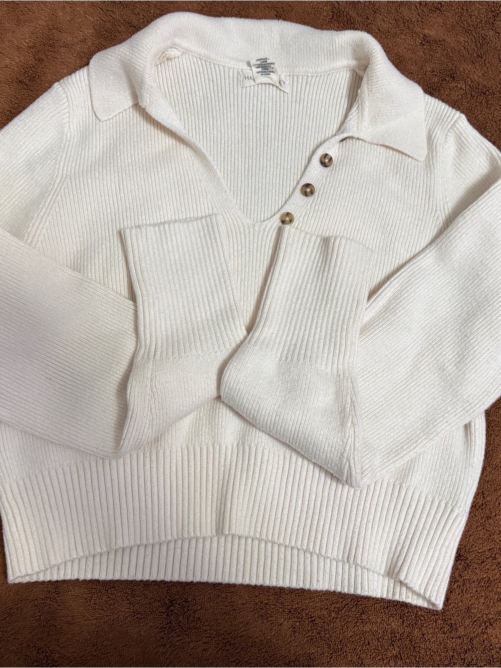 Ribbed V-Neck Button Polo Sweater in Cream